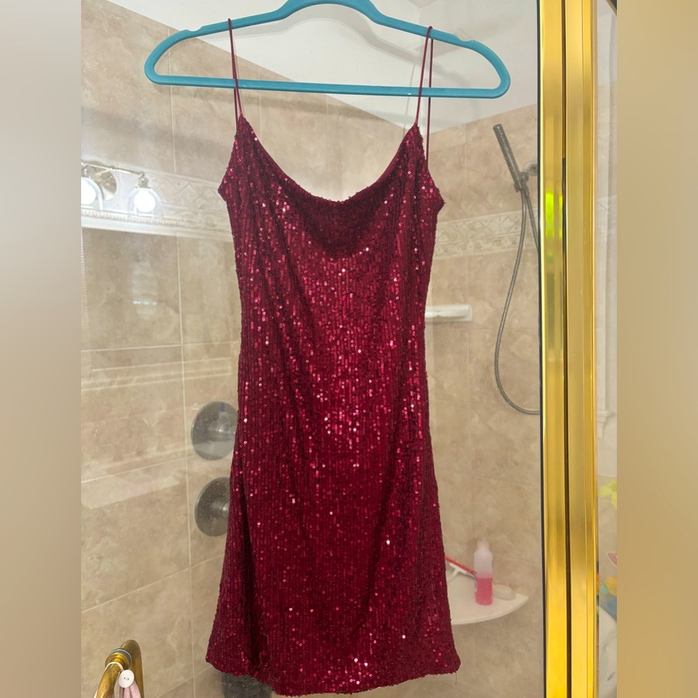Windsor hoco or just dress pomegranate color  sparkly